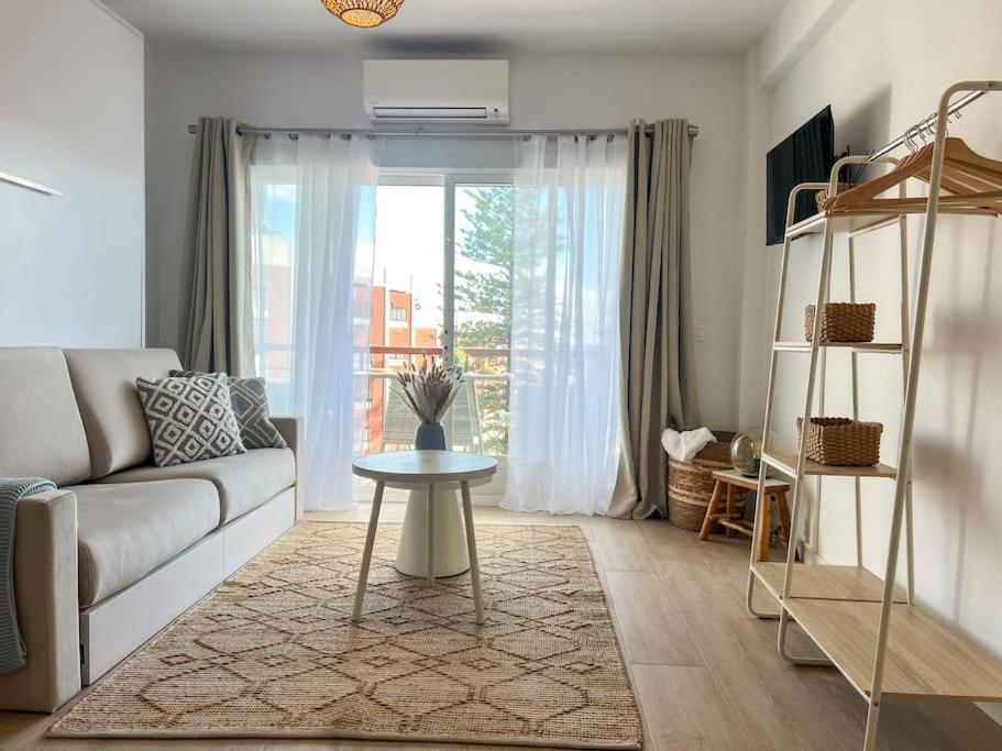 Studio Hola Arenal Platja de Larenal Buitenkant foto